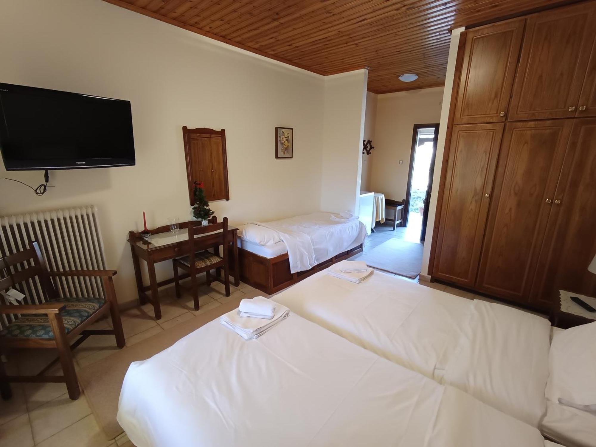 2 Alonia Hotel Anatoliki Frangista Cameră foto